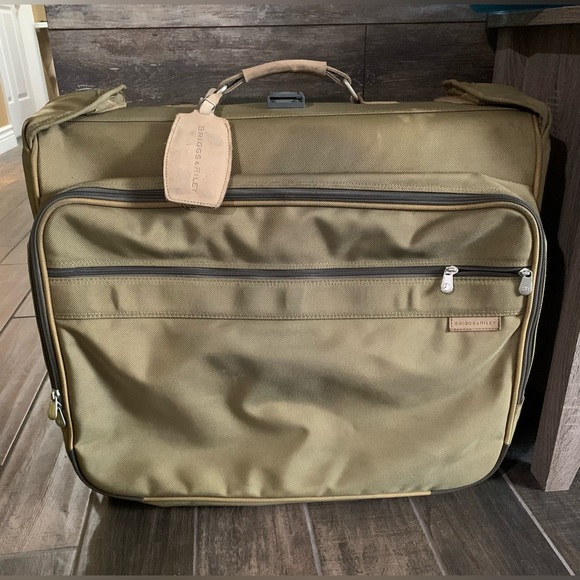 Briggs & Riley Bags Briggs Riley Deluxe Wardrobe Luggage Bag Poshmark